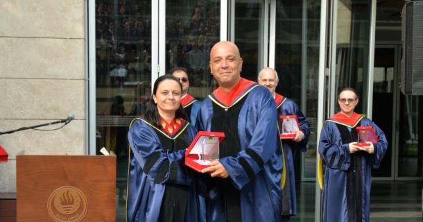 Doç. Dr. Yiğit Taşcıoğlu'na Üstün Performans Ödülü